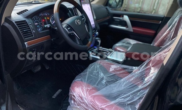 Buy Import Toyota Land Cruiser Black Car in Douala in Littoral Cameroon Buy Import Toyota Land Cruiser Black Car in Douala in Littoral Cameroon