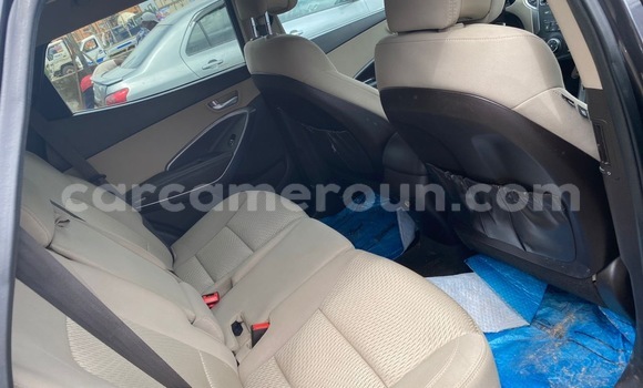 Sayi Imported Hyundai Santa Fe Sauran Mota in Douala a Ƙasar Kamaru Sayi Imported Hyundai Santa Fe Sauran Mota in Douala a Ƙasar Kamaru
