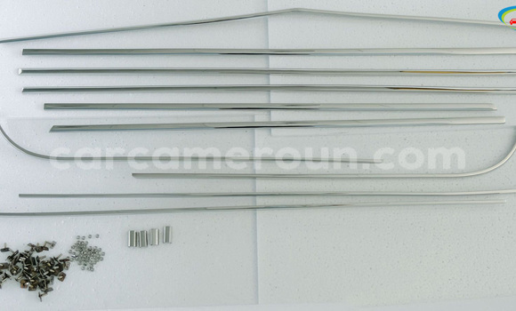 Sayi Beltline Trim BMW 2002 in Bafang a West Kamaru Sayi Beltline Trim BMW 2002 in Bafang a West Kamaru