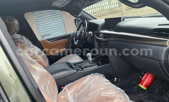 Acheter Neuf Voiture Lexus LX 570 Vert à Douala, Littoral Cameroon Acheter Neuf Voiture Lexus LX 570 Vert à Douala, Littoral Cameroon