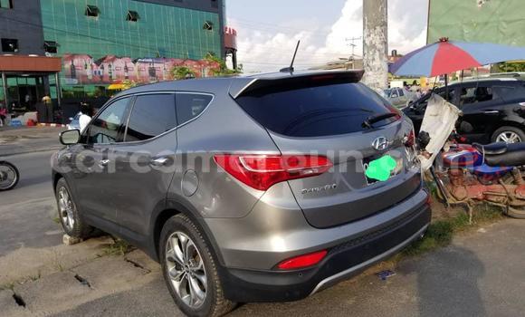 Sayi Sabo Hyundai Santa Fe Sauran Mota in Douala a Ƙasar Kamaru Sayi Sabo Hyundai Santa Fe Sauran Mota in Douala a Ƙasar Kamaru