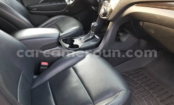 Sayi Sabo Hyundai Santa Fe Sauran Mota in Douala a Ƙasar Kamaru Sayi Sabo Hyundai Santa Fe Sauran Mota in Douala a Ƙasar Kamaru