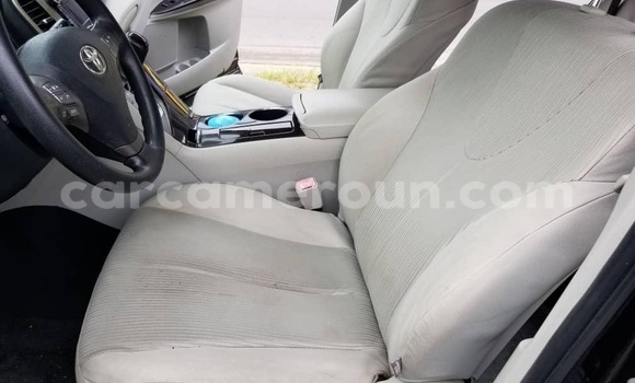 Sayi Sabo Toyota Venza Black Mota in Douala a Ƙasar Kamaru Sayi Sabo Toyota Venza Black Mota in Douala a Ƙasar Kamaru