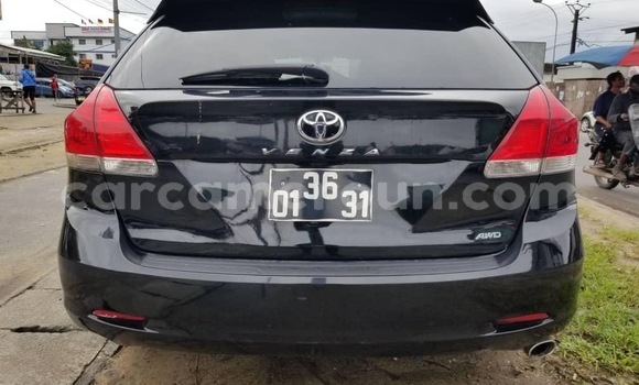 Sayi Sabo Toyota Venza Black Mota in Douala a Ƙasar Kamaru Sayi Sabo Toyota Venza Black Mota in Douala a Ƙasar Kamaru