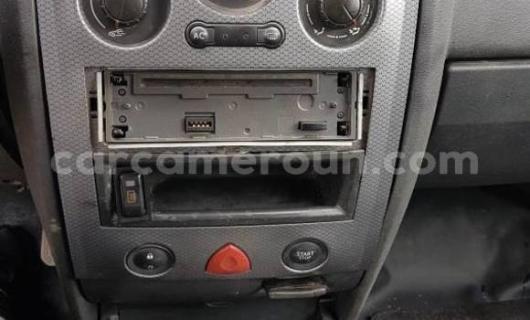 Sayi Na hannu Renault Megane Sauran Mota in Douala a Ƙasar Kamaru Sayi Na hannu Renault Megane Sauran Mota in Douala a Ƙasar Kamaru