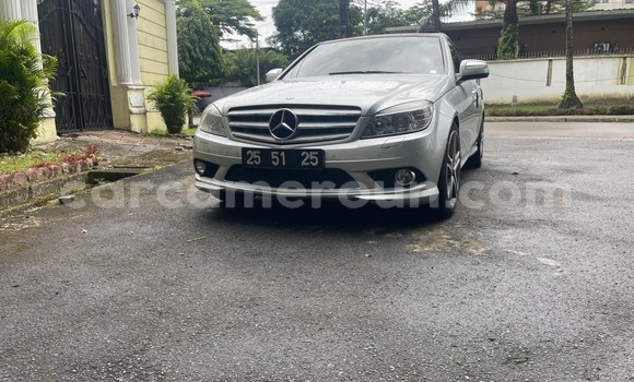 Sayi Sabo Mercedes‒Benz C-klasse Sauran Mota in Douala a Ƙasar Kamaru Sayi Sabo Mercedes‒Benz C-klasse Sauran Mota in Douala a Ƙasar Kamaru