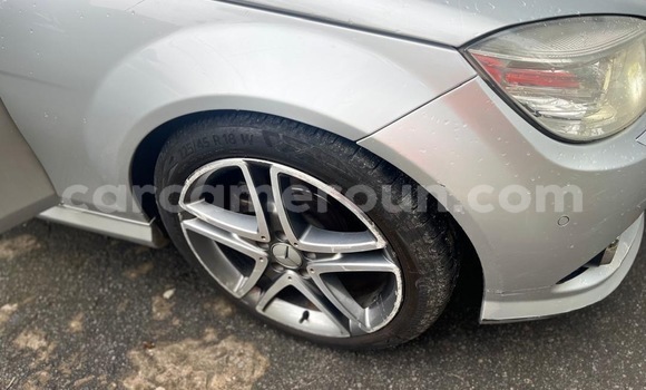 Sayi Sabo Mercedes‒Benz C-klasse Sauran Mota in Douala a Ƙasar Kamaru Sayi Sabo Mercedes‒Benz C-klasse Sauran Mota in Douala a Ƙasar Kamaru