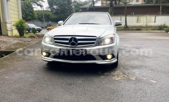 Sayi Sabo Mercedes‒Benz C-klasse Sauran Mota in Douala a Ƙasar Kamaru Sayi Sabo Mercedes‒Benz C-klasse Sauran Mota in Douala a Ƙasar Kamaru