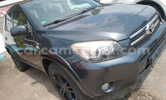 Acheter Import Voiture Toyota RAV4 Noir à Douala, Littoral Cameroon Acheter Import Voiture Toyota RAV4 Noir à Douala, Littoral Cameroon