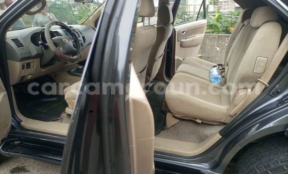 Acheter Occasion Voiture Toyota Fortuner Gris à Douala, Littoral Cameroon Acheter Occasion Voiture Toyota Fortuner Gris à Douala, Littoral Cameroon