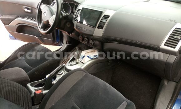 Buy Used Mitsubishi Outlander Blue Car in Douala in Littoral Cameroon Buy Used Mitsubishi Outlander Blue Car in Douala in Littoral Cameroon