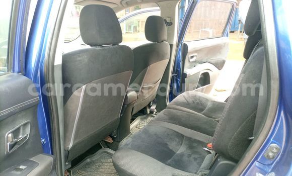 Buy Used Mitsubishi Outlander Blue Car in Douala in Littoral Cameroon Buy Used Mitsubishi Outlander Blue Car in Douala in Littoral Cameroon
