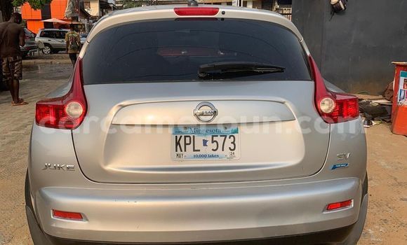 Sayi Imported Nissan Juke Azurfa Mota in Douala a Ƙasar Kamaru Sayi Imported Nissan Juke Azurfa Mota in Douala a Ƙasar Kamaru