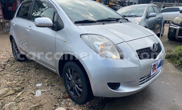 Sayi Sabo Toyota Yaris Sauran Mota in Douala a Ƙasar Kamaru Sayi Sabo Toyota Yaris Sauran Mota in Douala a Ƙasar Kamaru