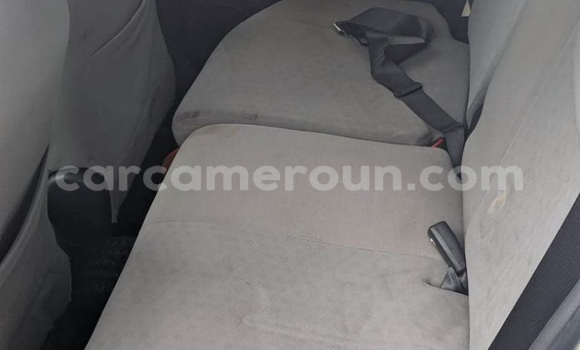 Acheter Import Voiture Toyota IST Blanc à Douala, Littoral Cameroon Acheter Import Voiture Toyota IST Blanc à Douala, Littoral Cameroon