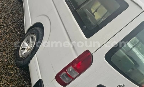 Buy Used Toyota Hiace White Car in Douala in Littoral Cameroon Buy Used Toyota Hiace White Car in Douala in Littoral Cameroon
