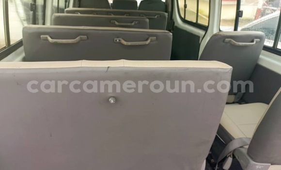 Buy Used Toyota Hiace White Car in Douala in Littoral Cameroon Buy Used Toyota Hiace White Car in Douala in Littoral Cameroon