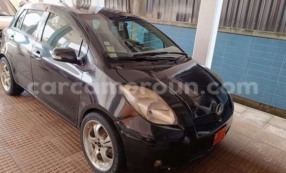Acheter Occasion Voiture Toyota Yaris Noir à Douala, Littoral Cameroon Acheter Occasion Voiture Toyota Yaris Noir à Douala, Littoral Cameroon