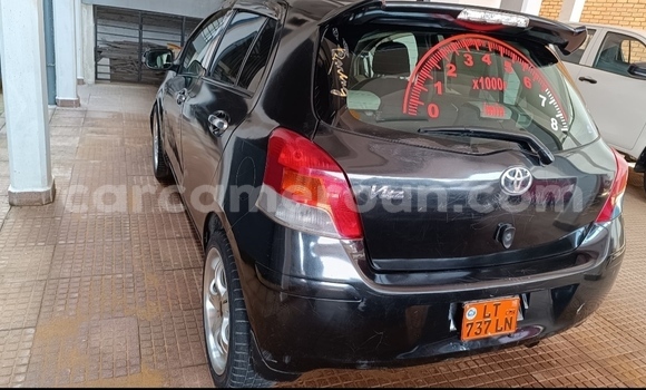 Acheter Occasion Voiture Toyota Yaris Noir à Douala, Littoral Cameroon Acheter Occasion Voiture Toyota Yaris Noir à Douala, Littoral Cameroon