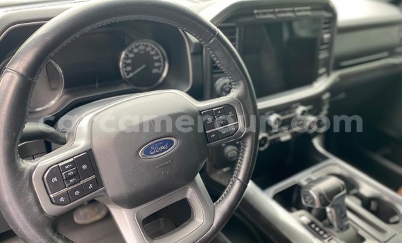 Sayi Sabo Ford Ranger (North America) White Mota in Douala a Ƙasar Kamaru Sayi Sabo Ford Ranger (North America) White Mota in Douala a Ƙasar Kamaru