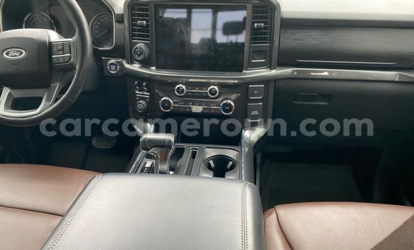 Sayi Sabo Ford Ranger (North America) White Mota in Douala a Ƙasar Kamaru Sayi Sabo Ford Ranger (North America) White Mota in Douala a Ƙasar Kamaru