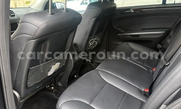 Acheter Neuf Voiture Mercedes‒Benz ML–Class Noir à Douala, Littoral Cameroon Acheter Neuf Voiture Mercedes‒Benz ML–Class Noir à Douala, Littoral Cameroon
