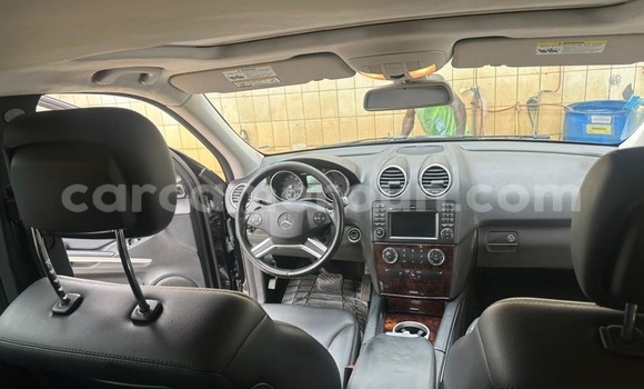 Acheter Neuf Voiture Mercedes‒Benz ML–Class Noir à Douala, Littoral Cameroon Acheter Neuf Voiture Mercedes‒Benz ML–Class Noir à Douala, Littoral Cameroon