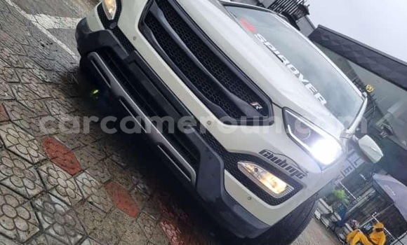 Acheter Neuf Voiture Hyundai Santa Fe Blanc à Douala, Littoral Cameroon Acheter Neuf Voiture Hyundai Santa Fe Blanc à Douala, Littoral Cameroon