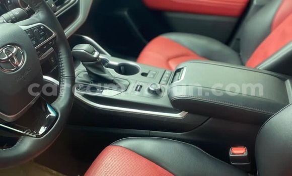 Acheter Neuf Voiture Toyota Highlander Blanc à Douala, Littoral Cameroon Acheter Neuf Voiture Toyota Highlander Blanc à Douala, Littoral Cameroon