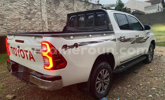 Acheter Import Voiture Toyota Hilux Blanc à Douala, Littoral Cameroon Acheter Import Voiture Toyota Hilux Blanc à Douala, Littoral Cameroon
