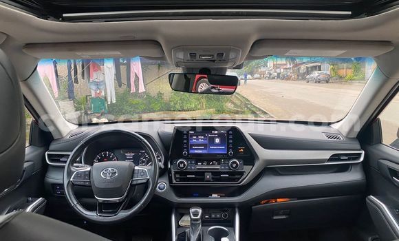 Buy Import Toyota Highlander Red Car in Douala in Littoral Cameroon Buy Import Toyota Highlander Red Car in Douala in Littoral Cameroon