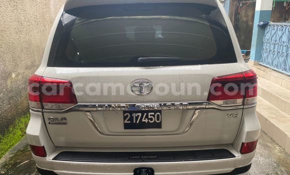 Buy New Toyota Land Cruiser White Car in Douala in Littoral Cameroon Buy New Toyota Land Cruiser White Car in Douala in Littoral Cameroon