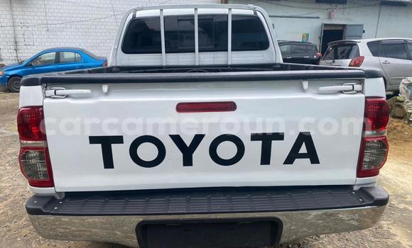 Acheter Occasion Voiture Toyota Hiluxe VIGO Blanc à Douala, Littoral Cameroon Acheter Occasion Voiture Toyota Hiluxe VIGO Blanc à Douala, Littoral Cameroon