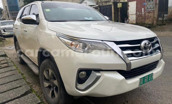 Buy Import Toyota Fortuner White Car in Douala in Littoral Cameroon