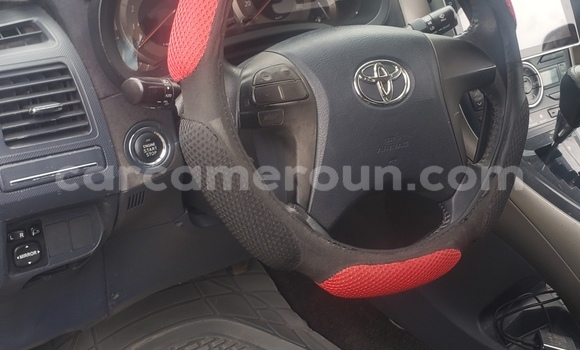 Acheter Occasion Voiture Toyota Blade Noir à Buea, Southwest Cameroon
