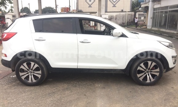 Acheter Import Voiture Kia Sportage Blanc à Douala, Littoral Cameroon Acheter Import Voiture Kia Sportage Blanc à Douala, Littoral Cameroon