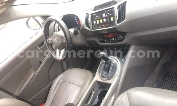 Acheter Import Voiture Kia Sportage Blanc à Douala, Littoral Cameroon Acheter Import Voiture Kia Sportage Blanc à Douala, Littoral Cameroon