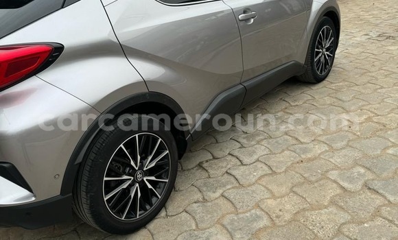 Acheter Import Voiture Toyota C-HR Autre à Douala, Littoral Cameroon Acheter Import Voiture Toyota C-HR Autre à Douala, Littoral Cameroon