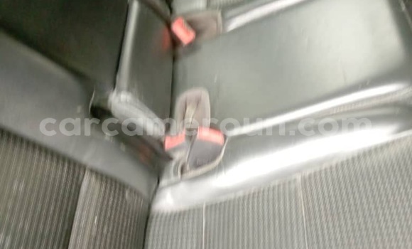 Sayi Na hannu Hyundai Santa Fe Sauran Mota in Douala a Ƙasar Kamaru Sayi Na hannu Hyundai Santa Fe Sauran Mota in Douala a Ƙasar Kamaru