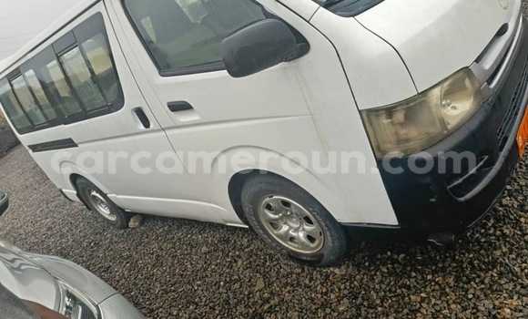 Buy Used Toyota Hiace White Car in Douala in Littoral Cameroon