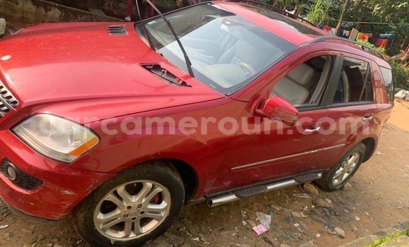 Buy Used Mercedes‒Benz ML–Class Red Car in Douala in Littoral Cameroon
