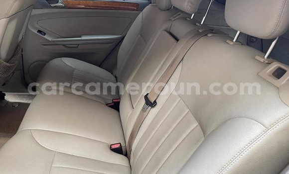 Buy Used Mercedes‒Benz ML–Class Red Car in Douala in Littoral Cameroon Buy Used Mercedes‒Benz ML–Class Red Car in Douala in Littoral Cameroon