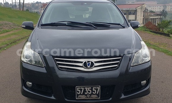 Acheter Occasion Voiture Toyota Blade Noir à Yaoundé, Central Cameroon Acheter Occasion Voiture Toyota Blade Noir à Yaoundé, Central Cameroon