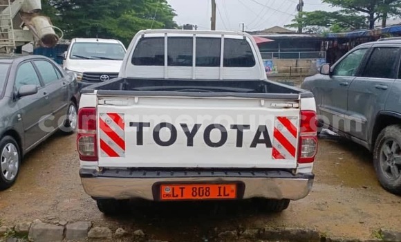 Acheter Occasion Voiture Toyota Hilux Blanc à Douala, Littoral Cameroon Acheter Occasion Voiture Toyota Hilux Blanc à Douala, Littoral Cameroon