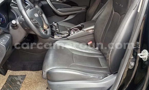Sayi Imported Hyundai Grandeur Black Mota in Douala a Ƙasar Kamaru Sayi Imported Hyundai Grandeur Black Mota in Douala a Ƙasar Kamaru