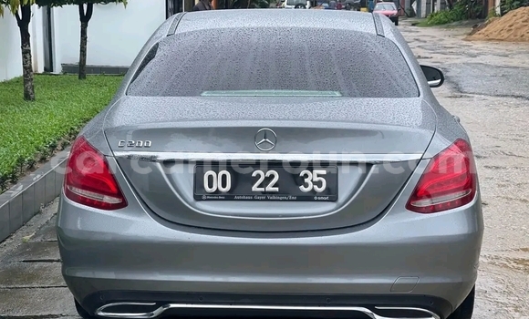Acheter Occasion Voiture Mercedes‒Benz 200 Gris à Douala, Littoral Cameroon