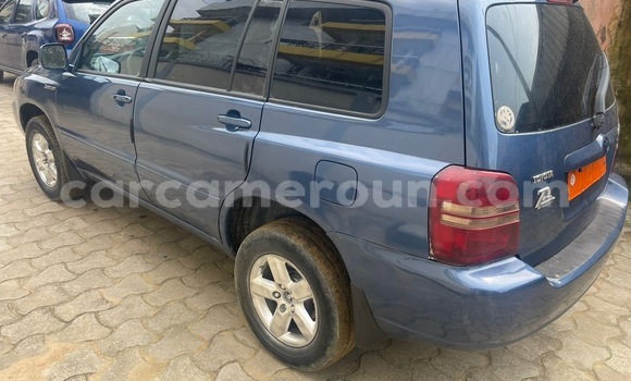 Buy Used Toyota Highlander Blue Car in Douala in Littoral Cameroon Buy Used Toyota Highlander Blue Car in Douala in Littoral Cameroon