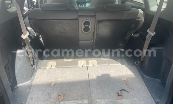 Sayi Na hannu Toyota RAV4 Black Mota in Douala a Ƙasar Kamaru Sayi Na hannu Toyota RAV4 Black Mota in Douala a Ƙasar Kamaru