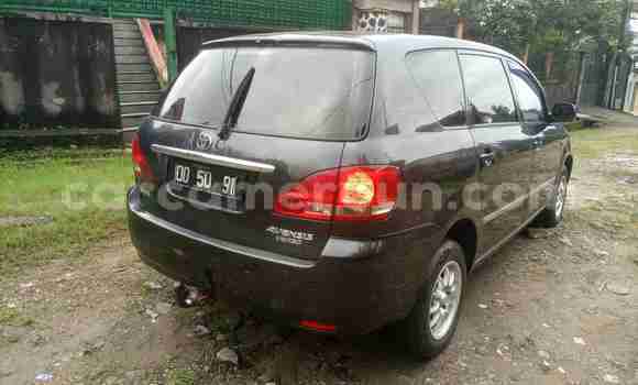 Buy Used Toyota Avensis Verso Silver Car in Douala in Littoral Cameroon Buy Used Toyota Avensis Verso Silver Car in Douala in Littoral Cameroon