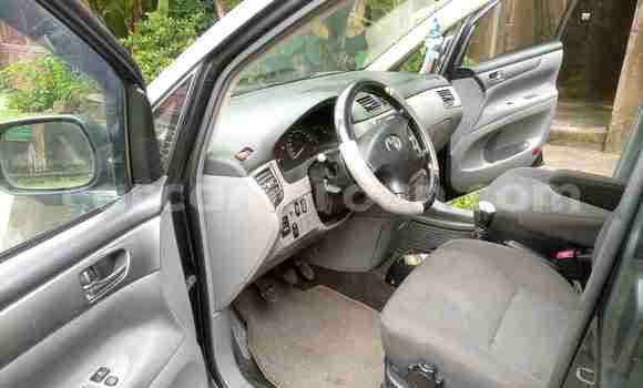 Buy Used Toyota Avensis Verso Silver Car in Douala in Littoral Cameroon Buy Used Toyota Avensis Verso Silver Car in Douala in Littoral Cameroon